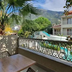 4* Hotel Golden Life &
