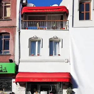 The House Next To Otel İstanbul